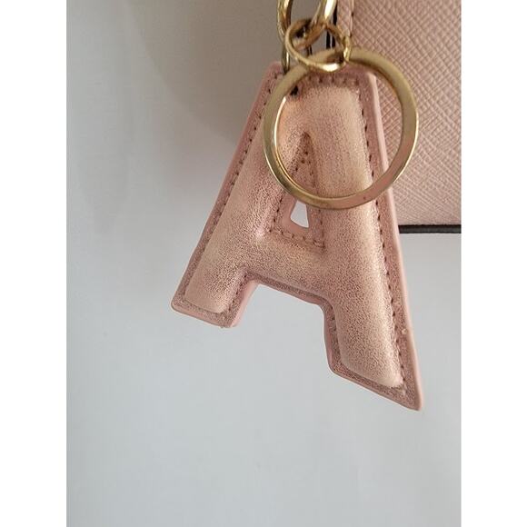 H&M Pink Handbag with Gold colored chain strap and letter A dongle - Picture 3 of 9